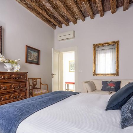 Miracoli Apartment With View On The Canal R&R Venedig Eksteriør billede