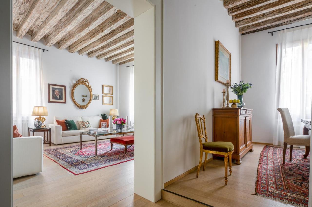 Miracoli Apartment With View On The Canal R&R Venedig Eksteriør billede