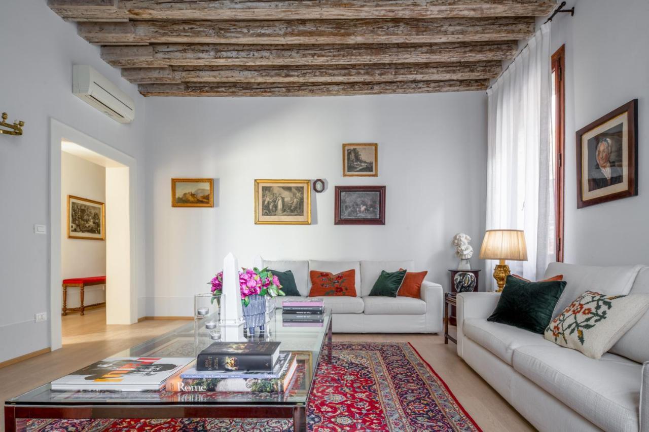 Miracoli Apartment With View On The Canal R&R Venedig Eksteriør billede