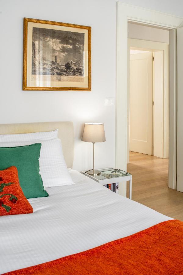 Miracoli Apartment With View On The Canal R&R Venedig Eksteriør billede