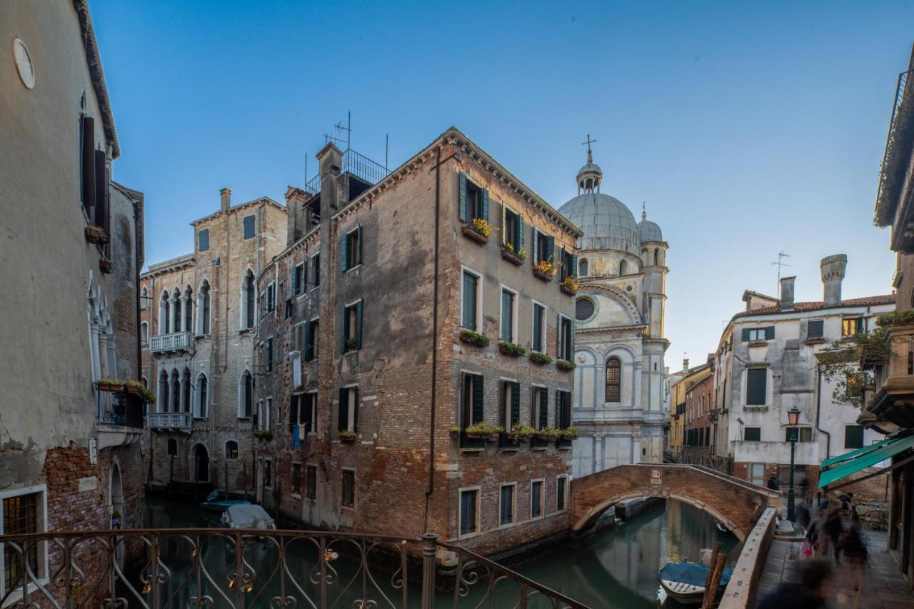 Miracoli Apartment With View On The Canal R&R Venedig Eksteriør billede