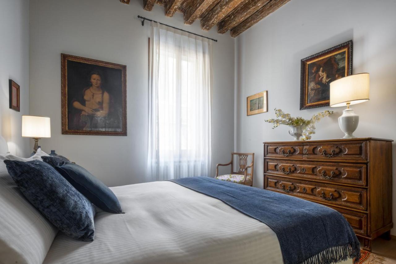 Miracoli Apartment With View On The Canal R&R Venedig Eksteriør billede
